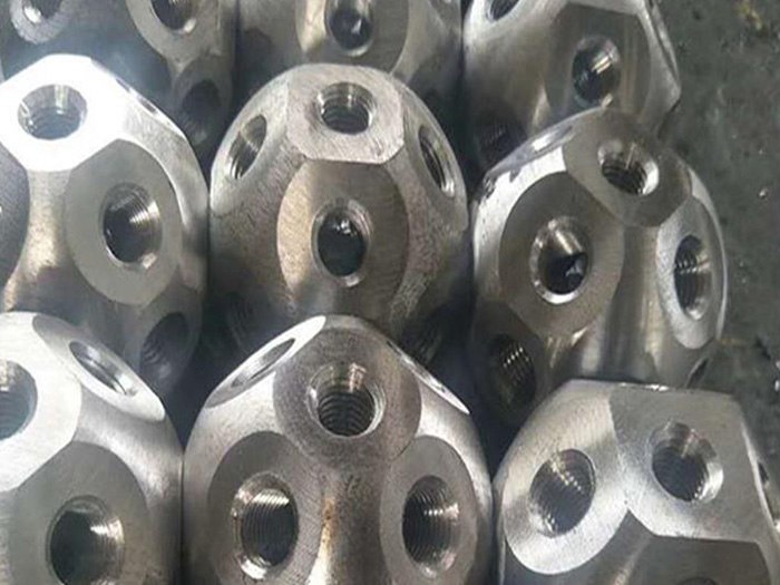 江苏螺栓球网架杆件制作